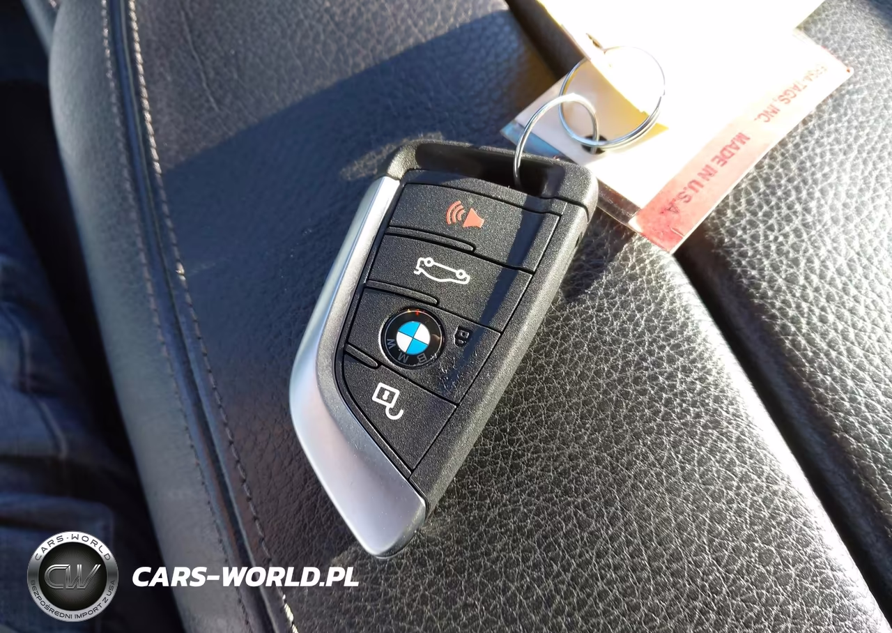 2017 BMW X6 xDrive35I VIN:5UXKU2C32H0X48208 - 11