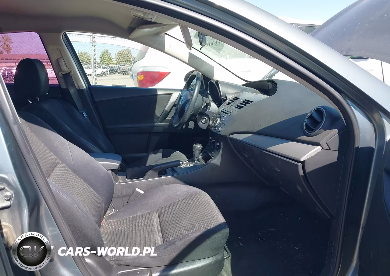 2012 Mazda Mazda3 I Touring VIN:JM1BL1V89C1557718 - 5