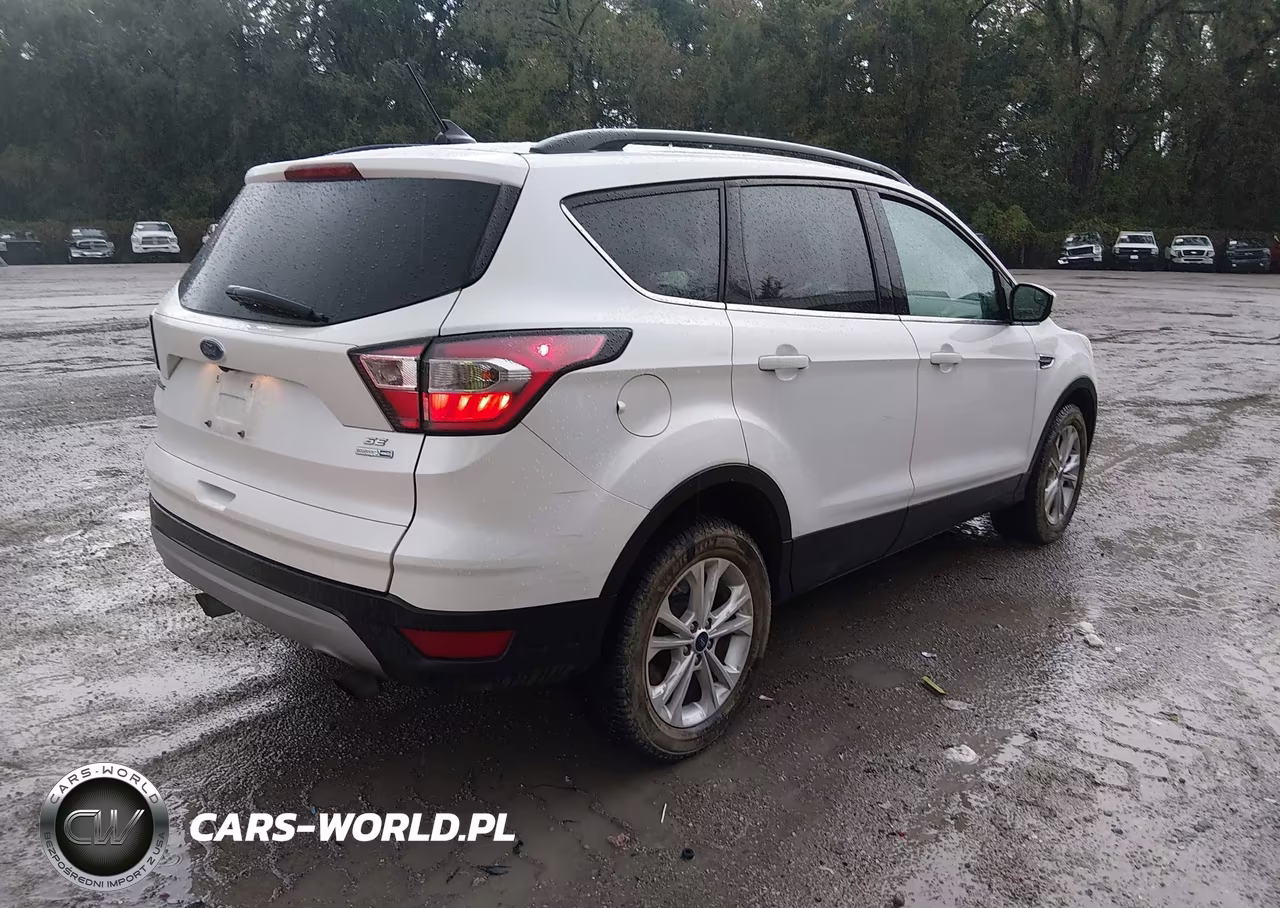 2018 Ford Escape Se VIN:1FMCU9GD5JUA22905 - 4