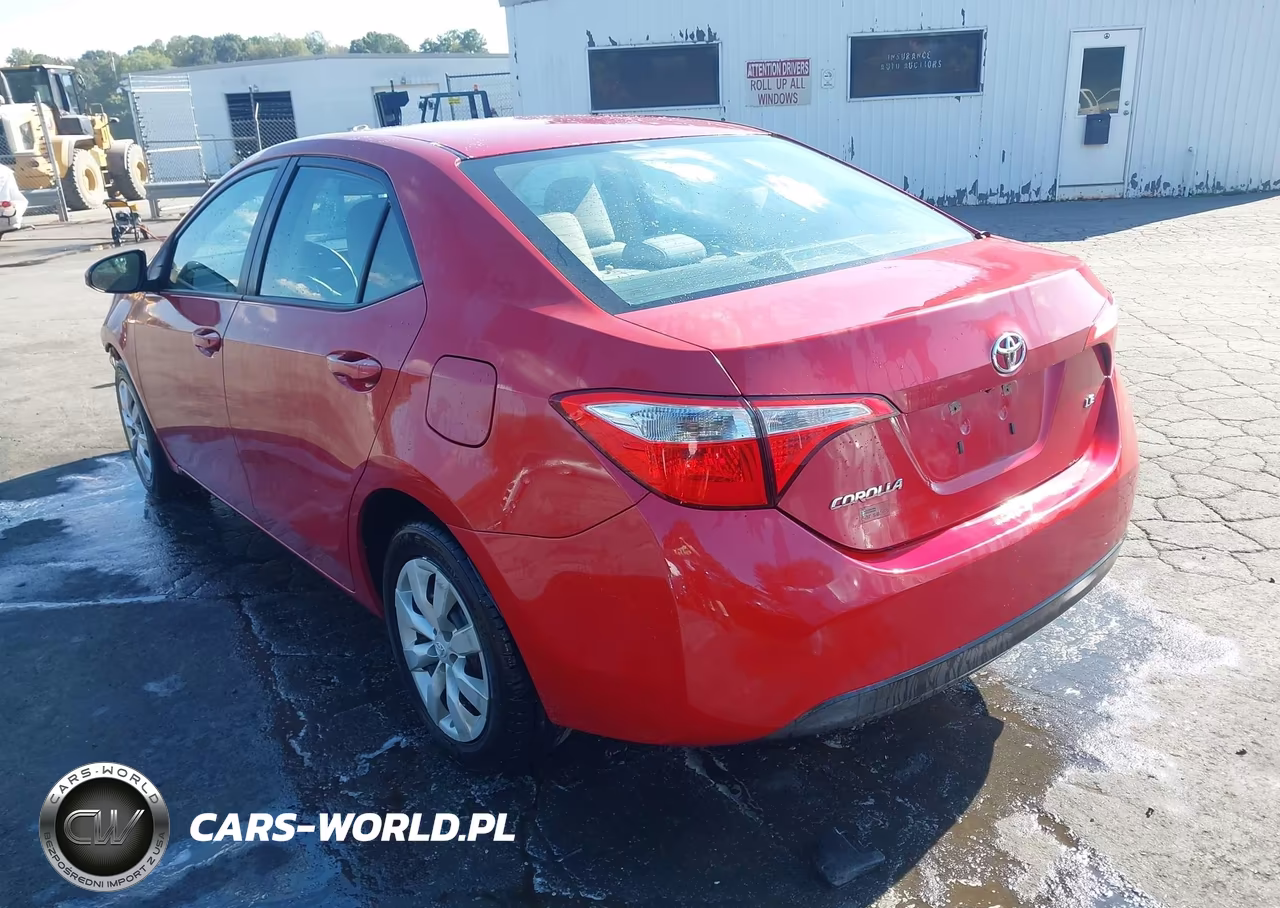 2014 Toyota Corolla Le VIN:5YFBURHE2EP082943 - 3