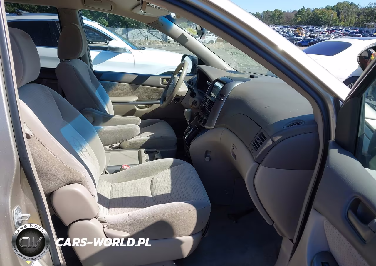 2010 Toyota Sienna Le VIN:5TDJK4CC8AS033239 - 5