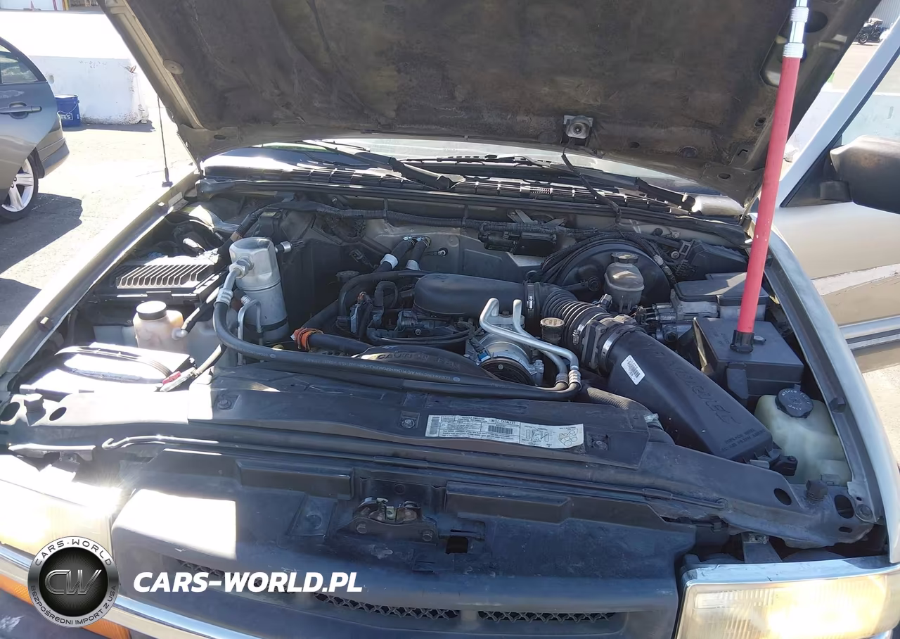 2000 Chevrolet Blazer Ls VIN:1GNDT13W3Y2236969 - 10