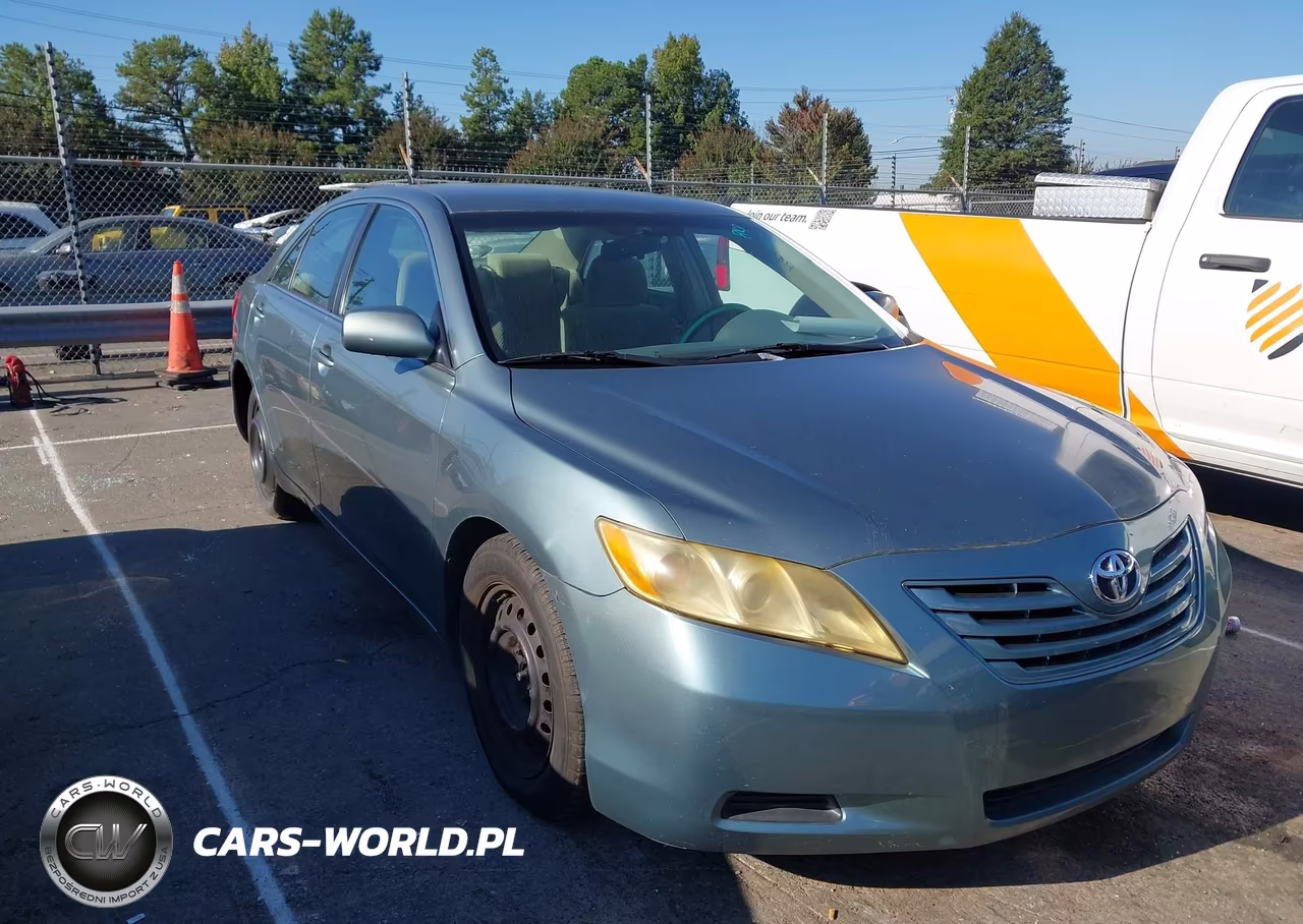 2009 Toyota Camry Le – zdjęcie 1 z 11