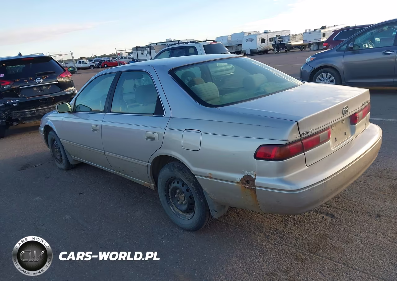 1997 Toyota Camry Le VIN:4T1BG22KXVU011680 - 3