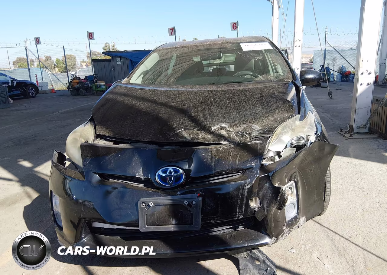 2011 Toyota Prius Two VIN:JTDKN3DU5B5328867 - 6