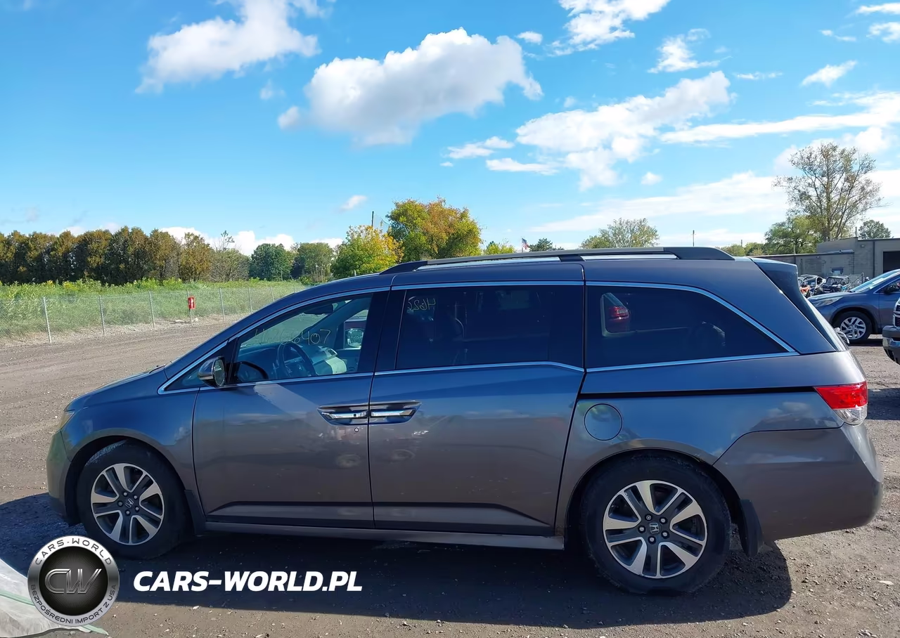 2015 Honda Odyssey Touring-Touring Elite VIN:5FNRL5H98FB049388 - 14