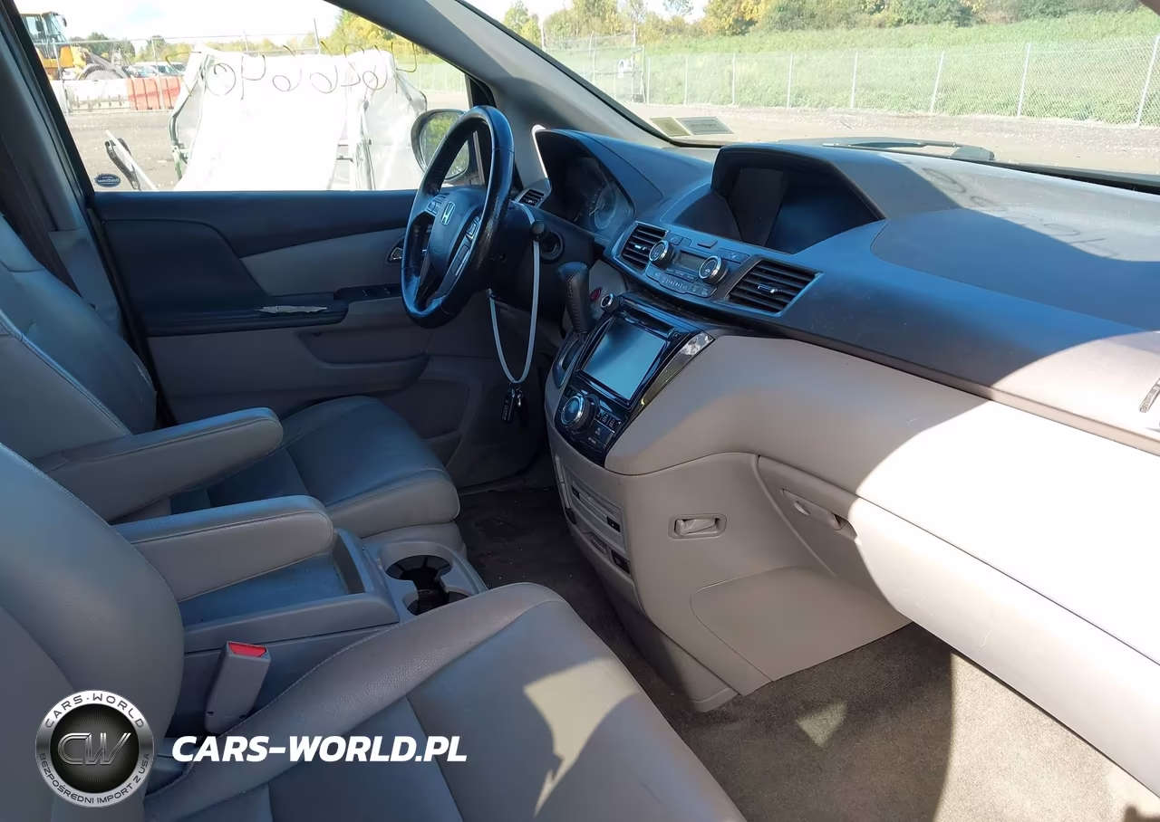 2015 Honda Odyssey Touring-Touring Elite VIN:5FNRL5H98FB049388 - 5