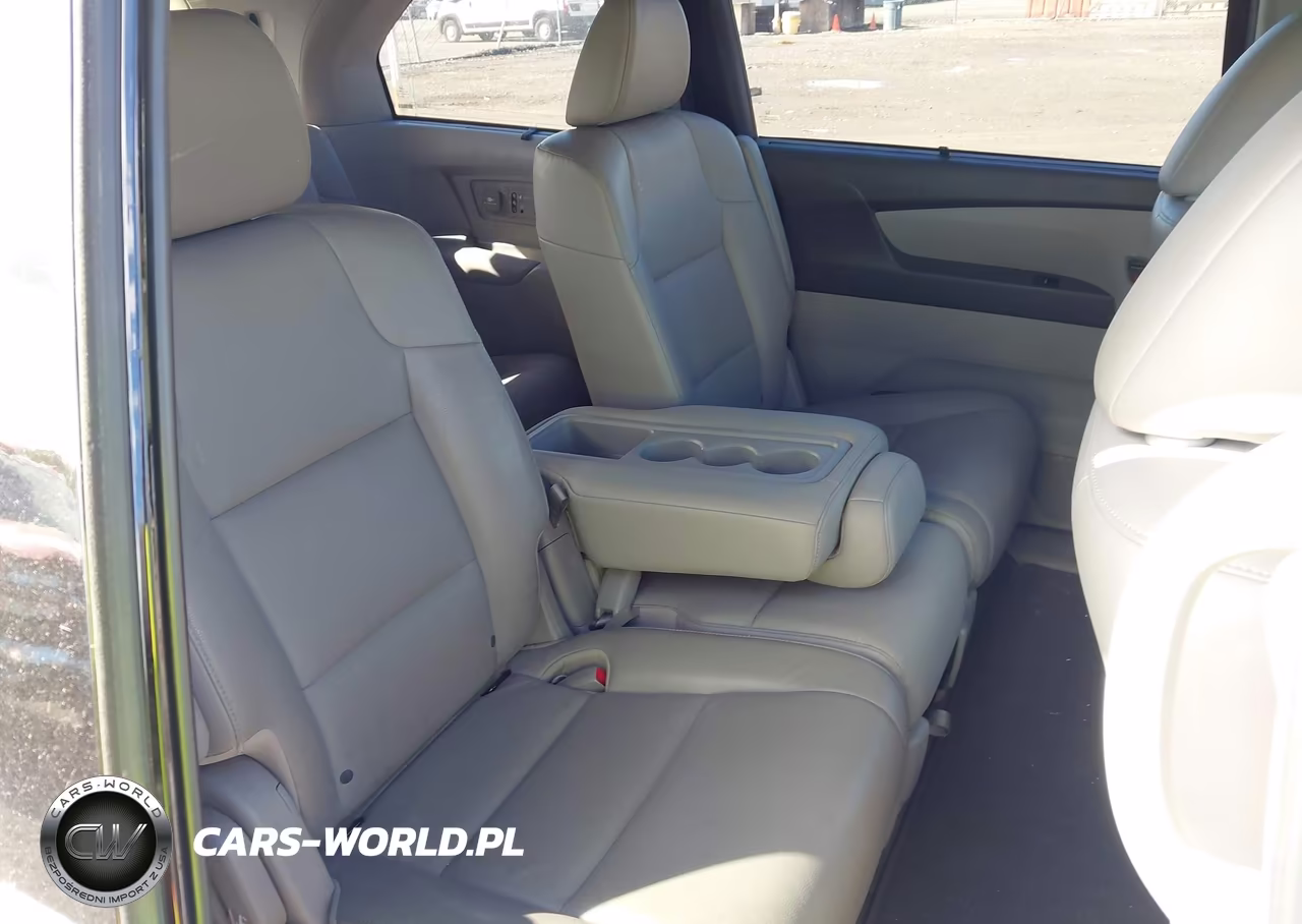 2015 Honda Odyssey Touring-Touring Elite VIN:5FNRL5H98FB049388 - 8