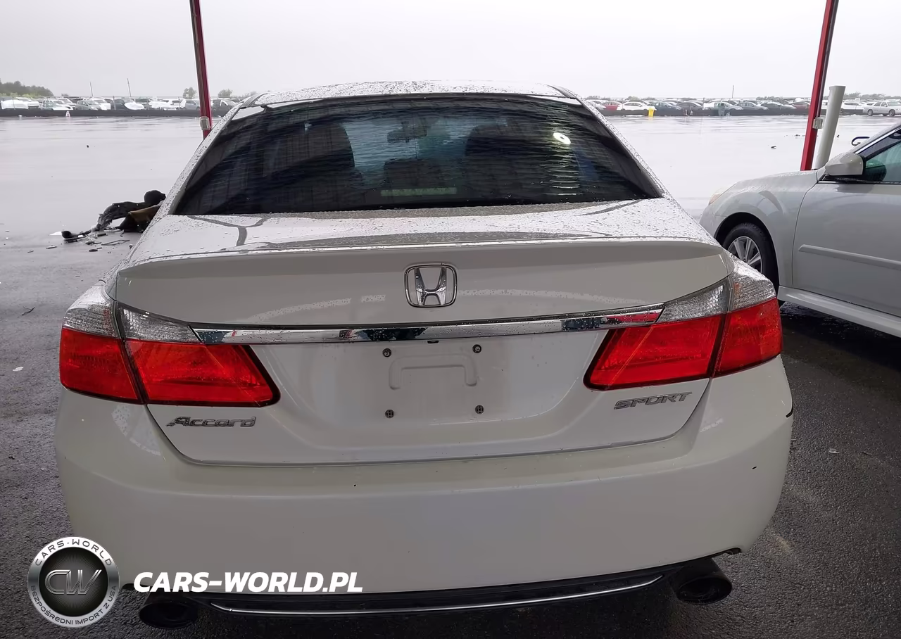 2015 Honda Accord Sport VIN:1HGCR2F53FA065172 - 16