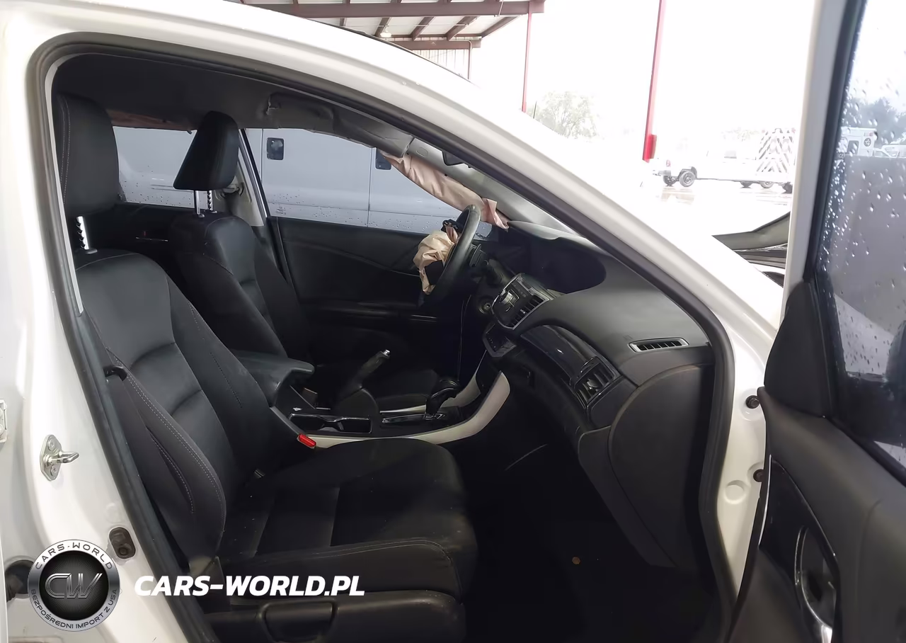 2015 Honda Accord Sport VIN:1HGCR2F53FA065172 - 5