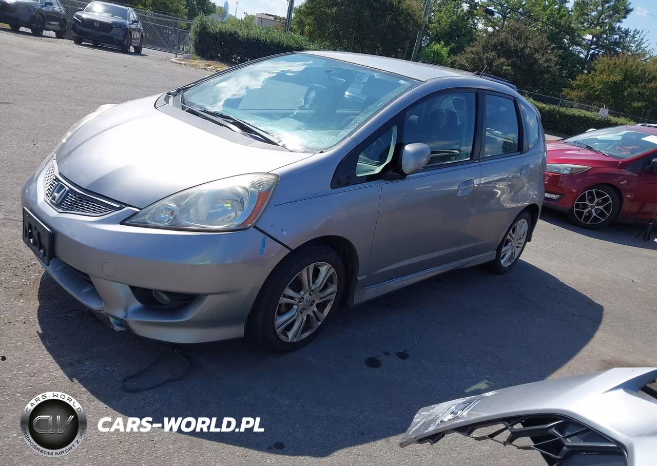 2010 Honda Fit Sport VIN:JHMGE8G49AC025050 - 2