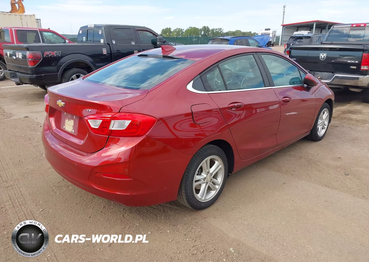 2017 Chevrolet Cruze Lt Auto VIN:1G1BE5SM0H7122375 - 4