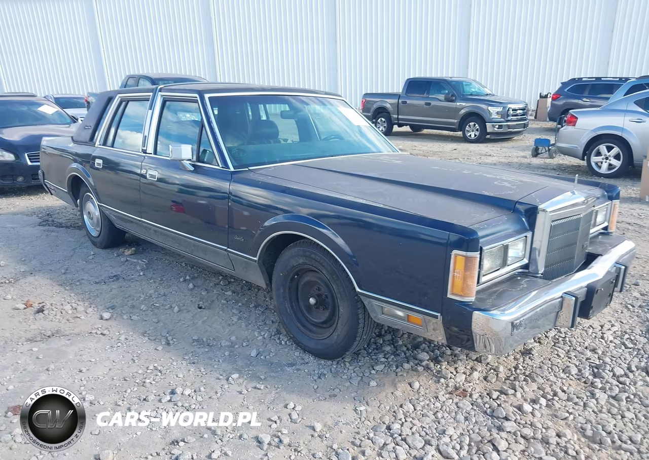 1989 Lincoln Town Car Signature VIN:1LNBM82F4KY765435 - 1