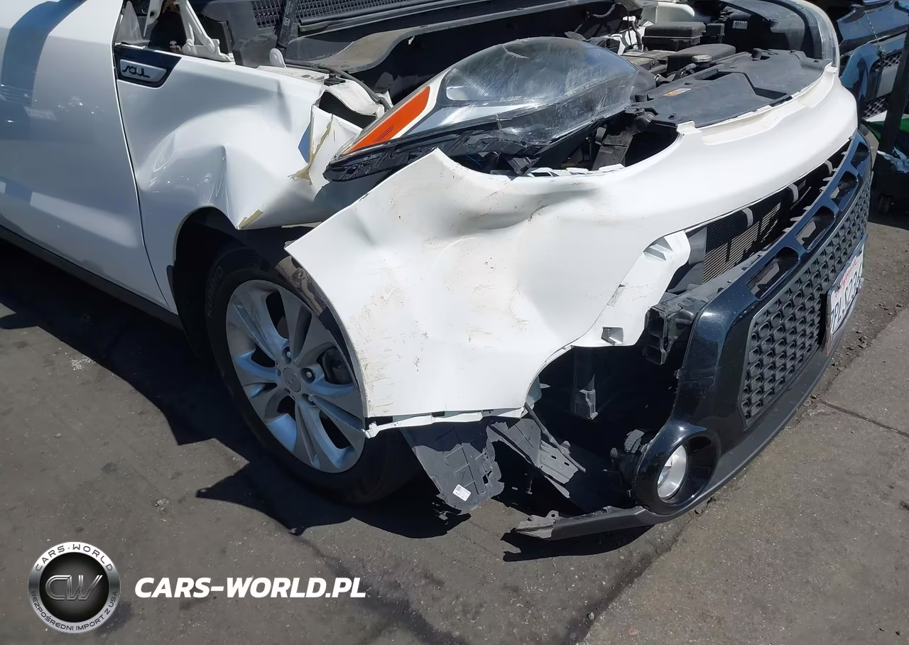 2016 Kia Soul + VIN:KNDJP3A56G7294713 - 6