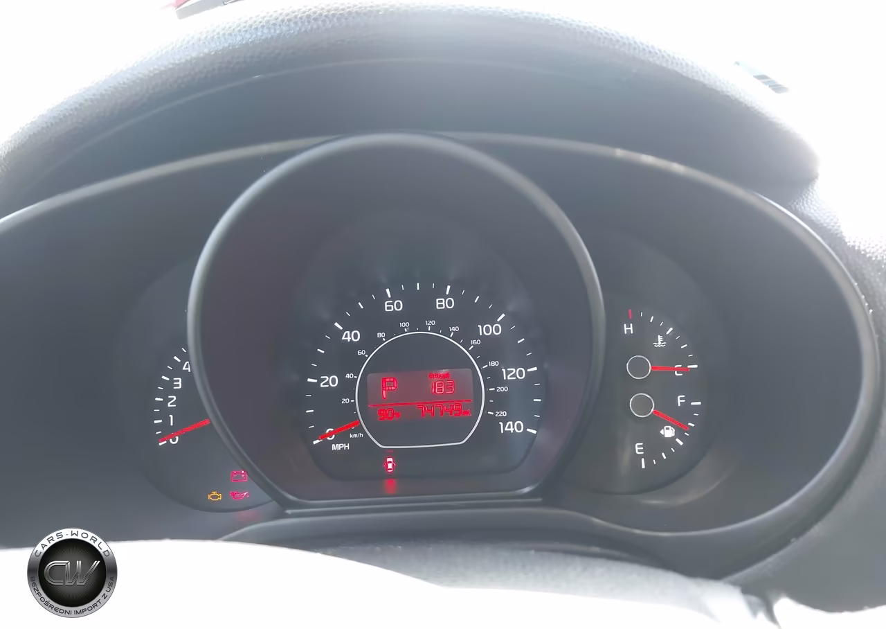 2016 Kia Soul + VIN:KNDJP3A56G7294713 - 7