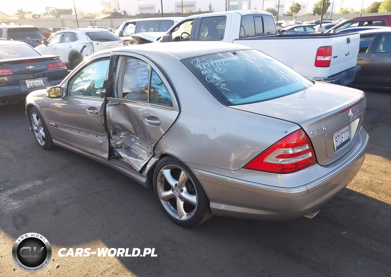 2006 Mercedes-Benz C 230 Sport VIN:WDBRF52H26A892985 - 3