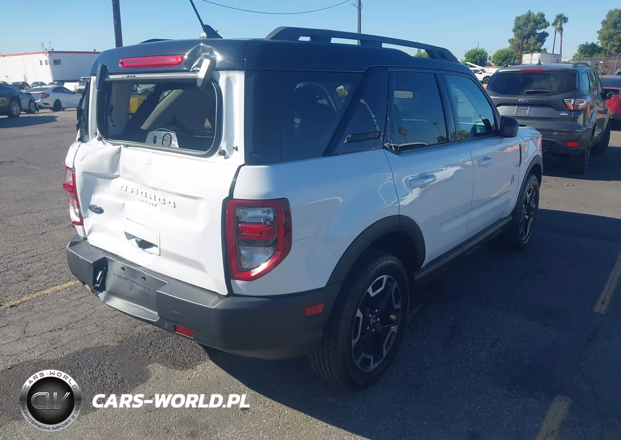 2022 Ford Bronco Sport Outer Banks VIN:3FMCR9C65NRE12392 - 4