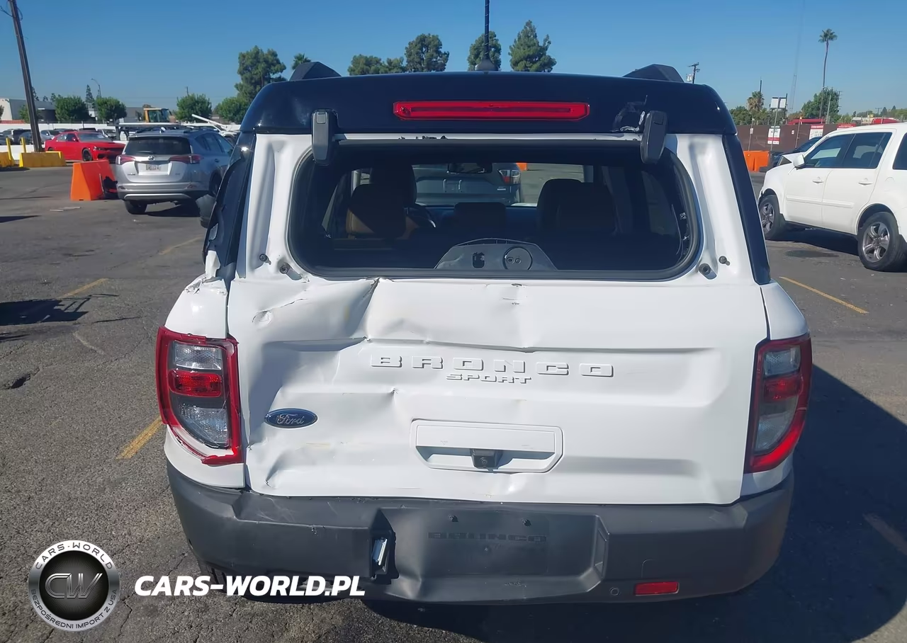 2022 Ford Bronco Sport Outer Banks VIN:3FMCR9C65NRE12392 - 6
