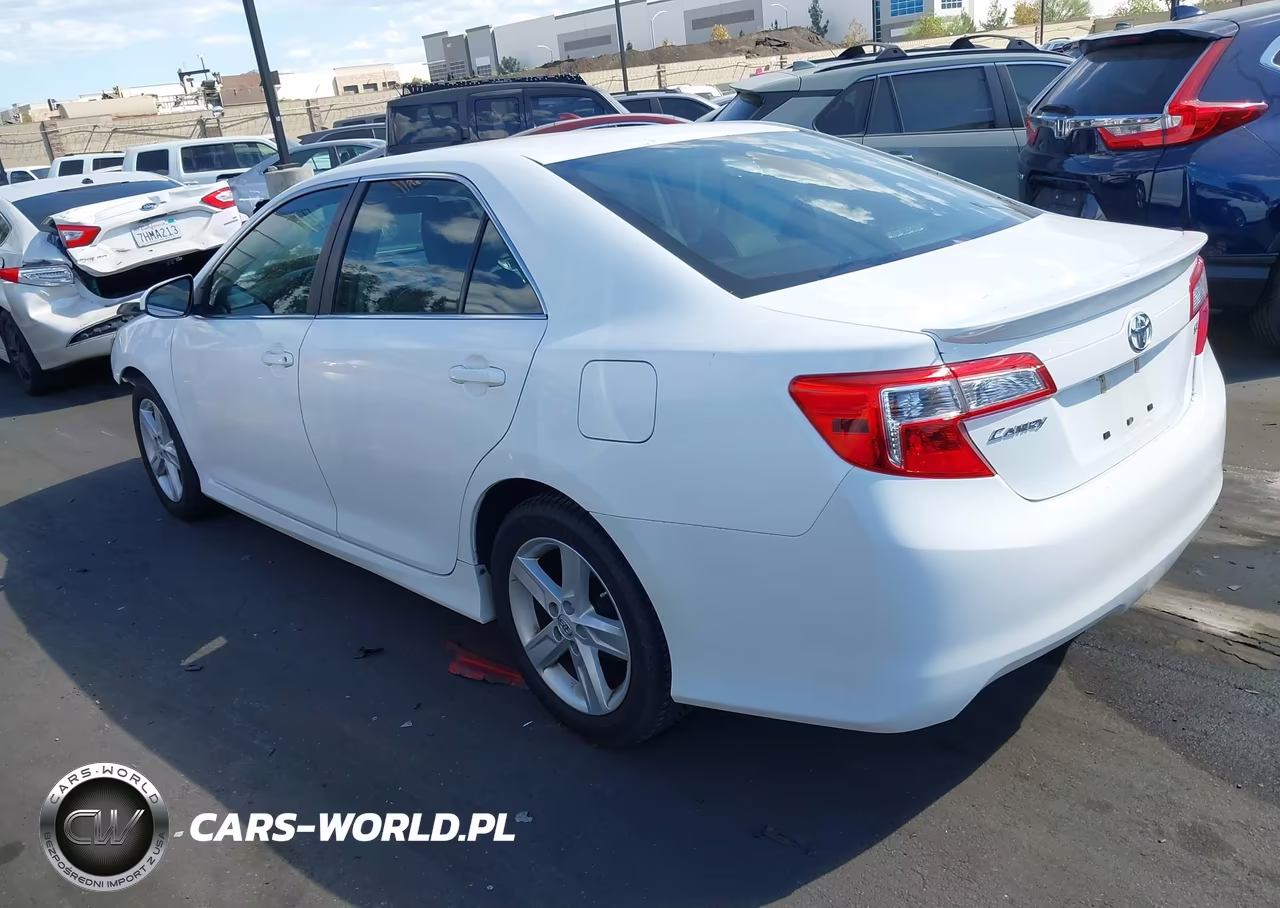 2013 Toyota Camry Se VIN:4T1BF1FKXDU711043 - 3