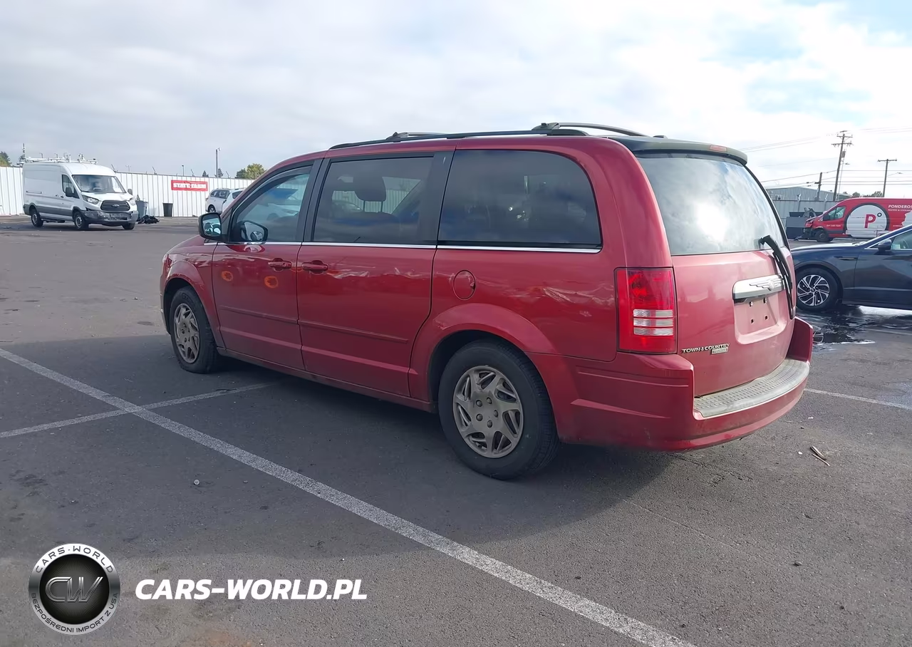 2008 Chrysler Town & Country Touring VIN:2A8HR54P78R607472 - 3