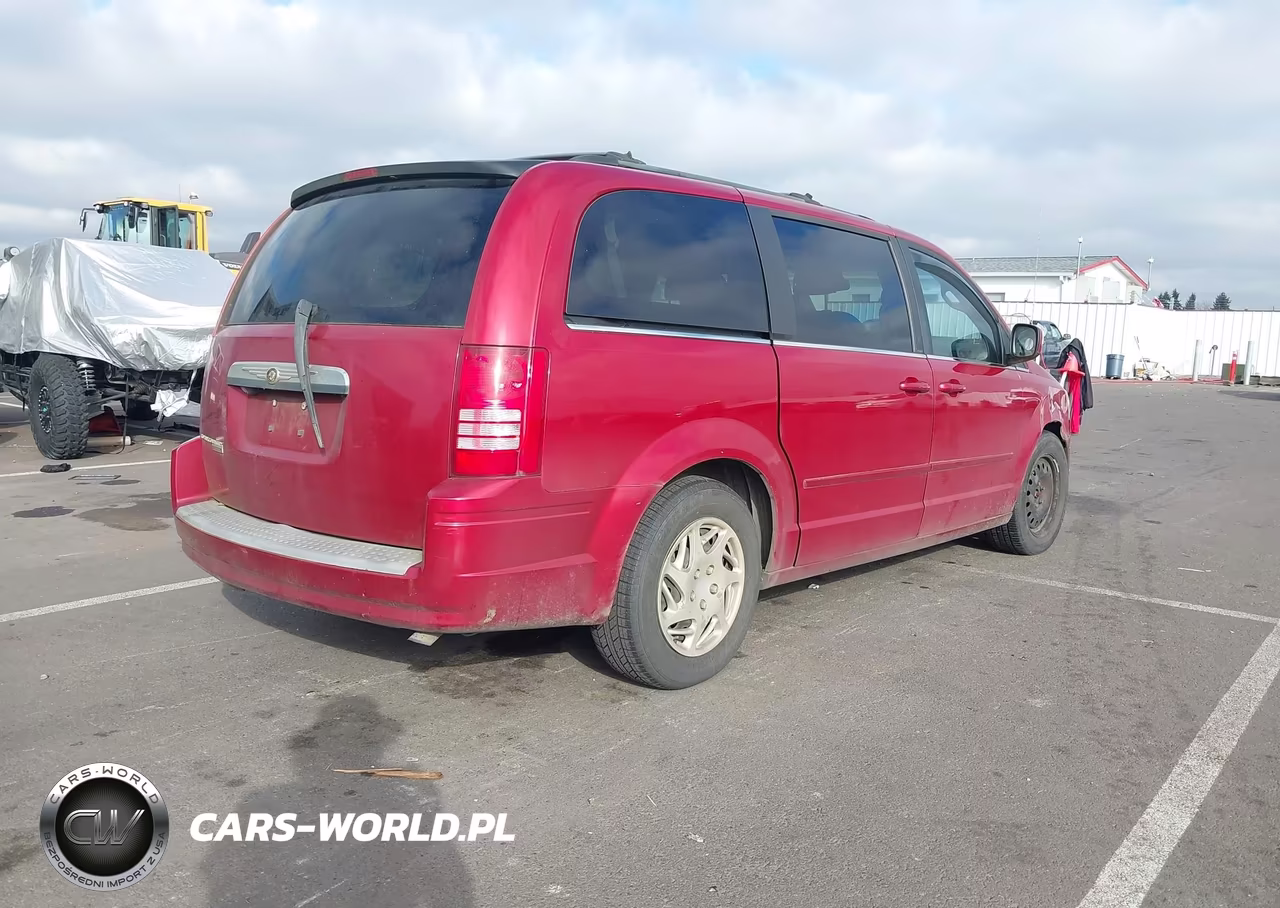 2008 Chrysler Town & Country Touring VIN:2A8HR54P78R607472 - 4