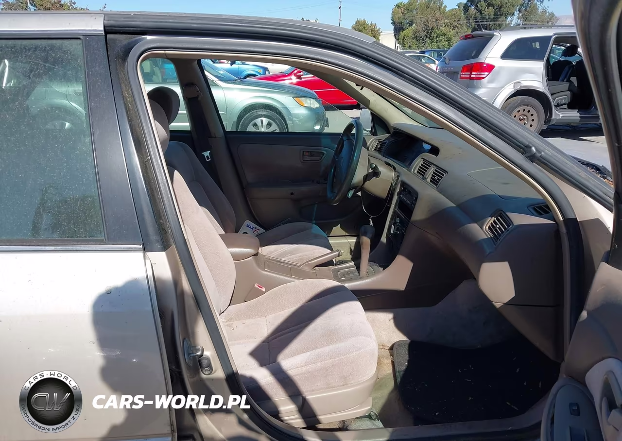 1998 Toyota Camry Le V6 VIN:4T1BF22K5WU055946 - 5