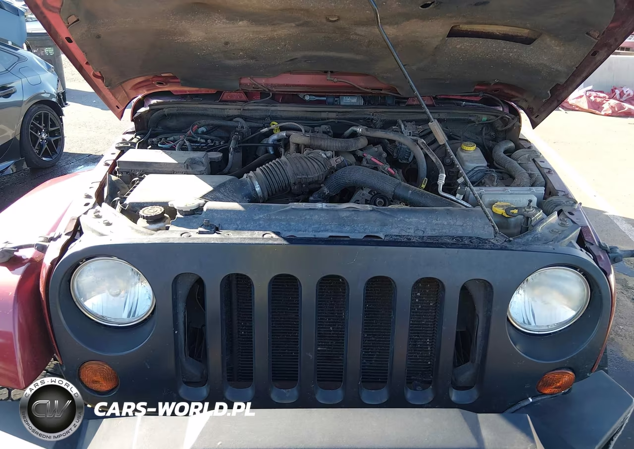 2011 Jeep Wrangler Unlimited Sahara VIN:1J4BA5H11BL575753 - 10