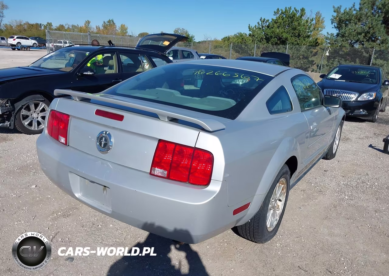 2006 Ford Mustang V6 VIN:1ZVFT80N865165928 - 4