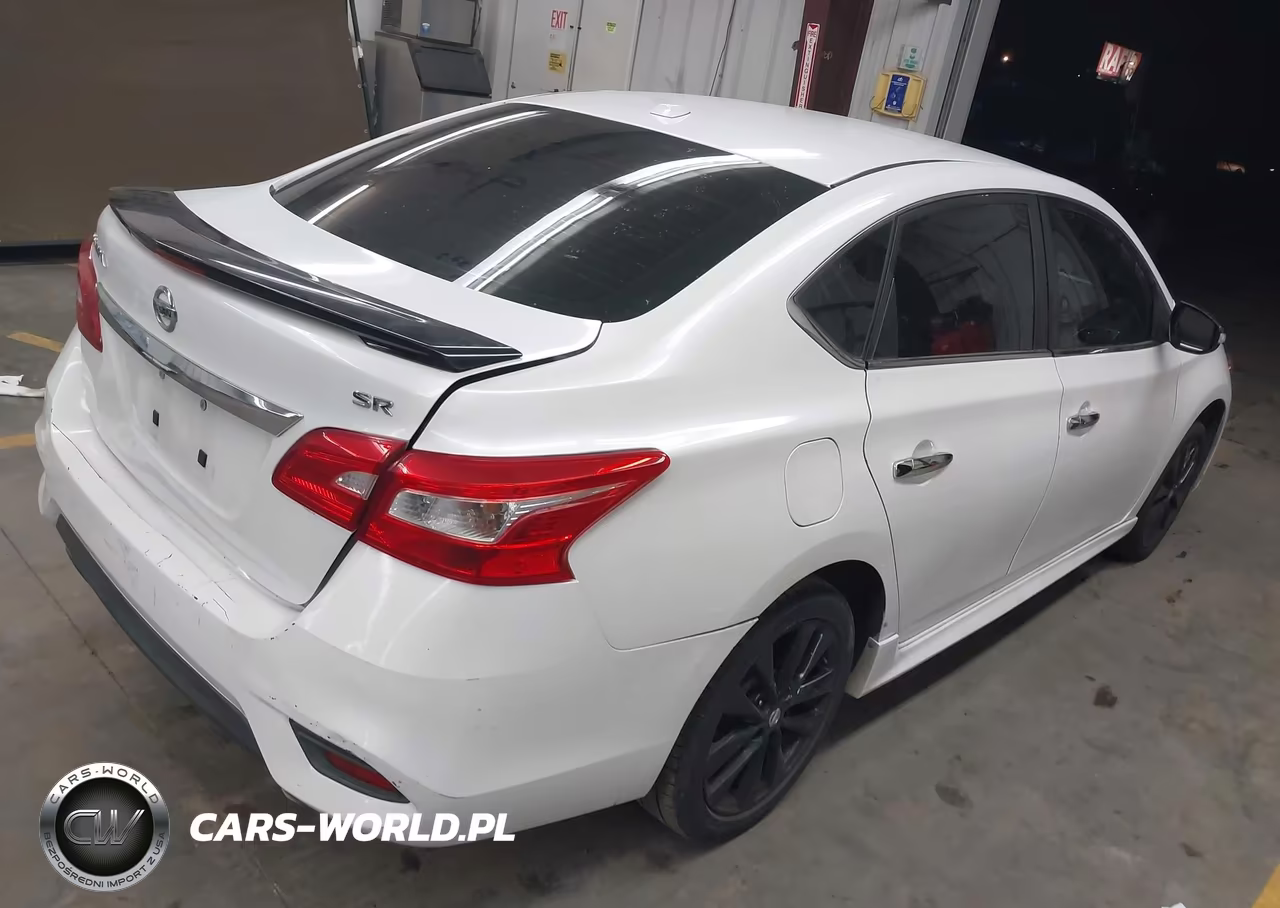 2017 Nissan Sentra Sr VIN:3N1AB7AP3HY295439 - 4