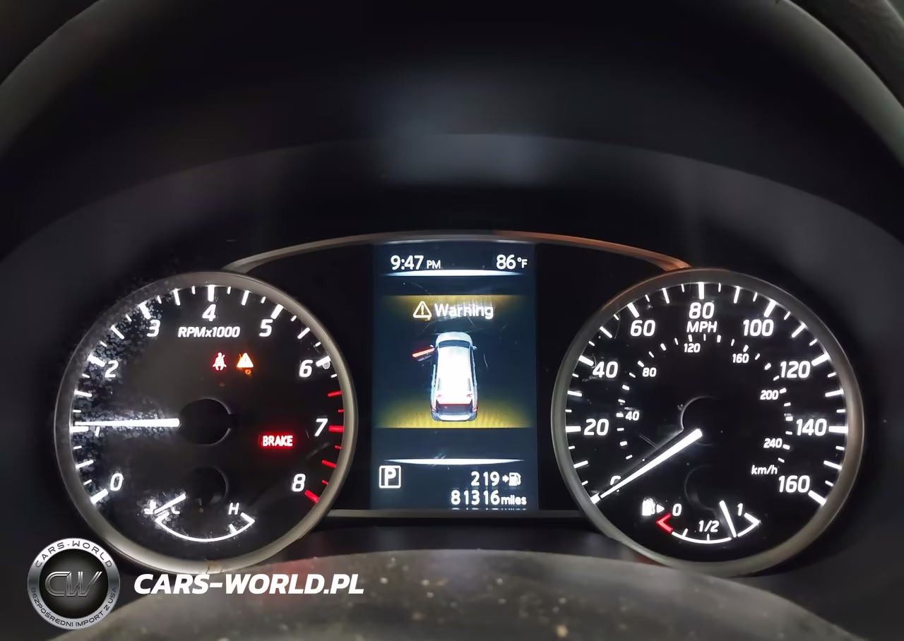 2017 Nissan Sentra Sr VIN:3N1AB7AP3HY295439 - 7