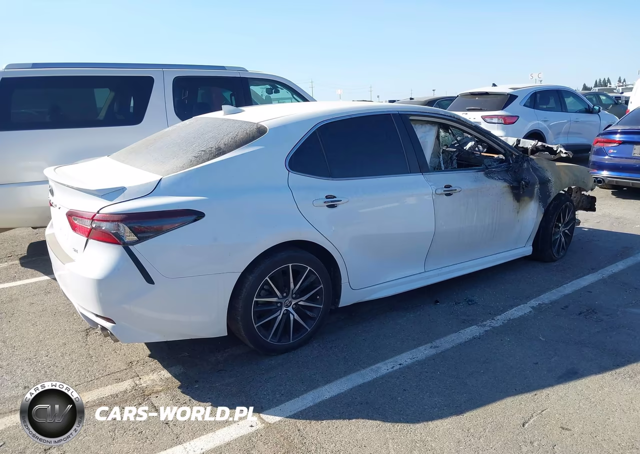 2024 Toyota Camry Se VIN:4T1G11AK0RU909455 - 4