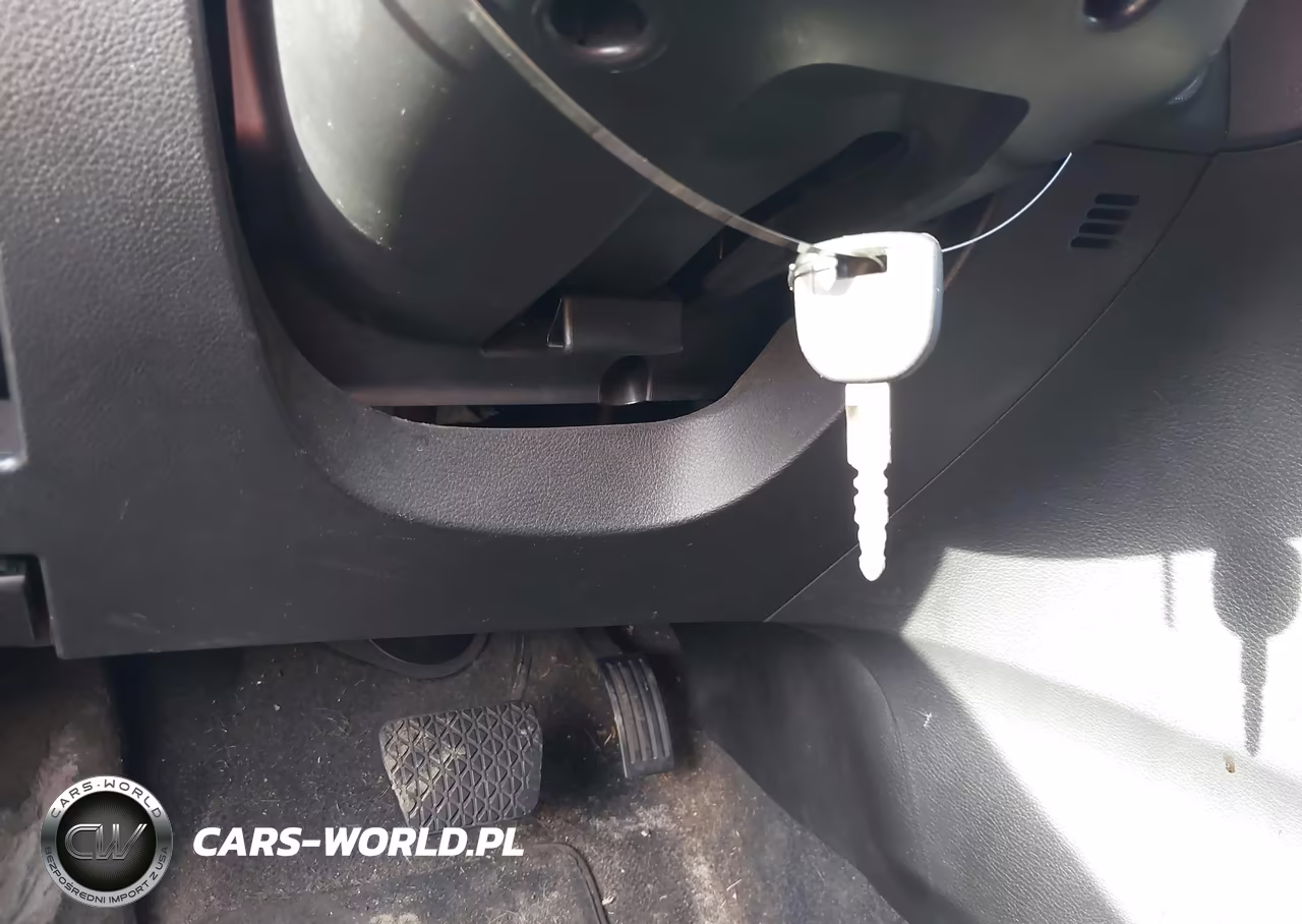 2013 Mazda Mazda3 I Touring VIN:JM1BL1L74D1775836 - 11