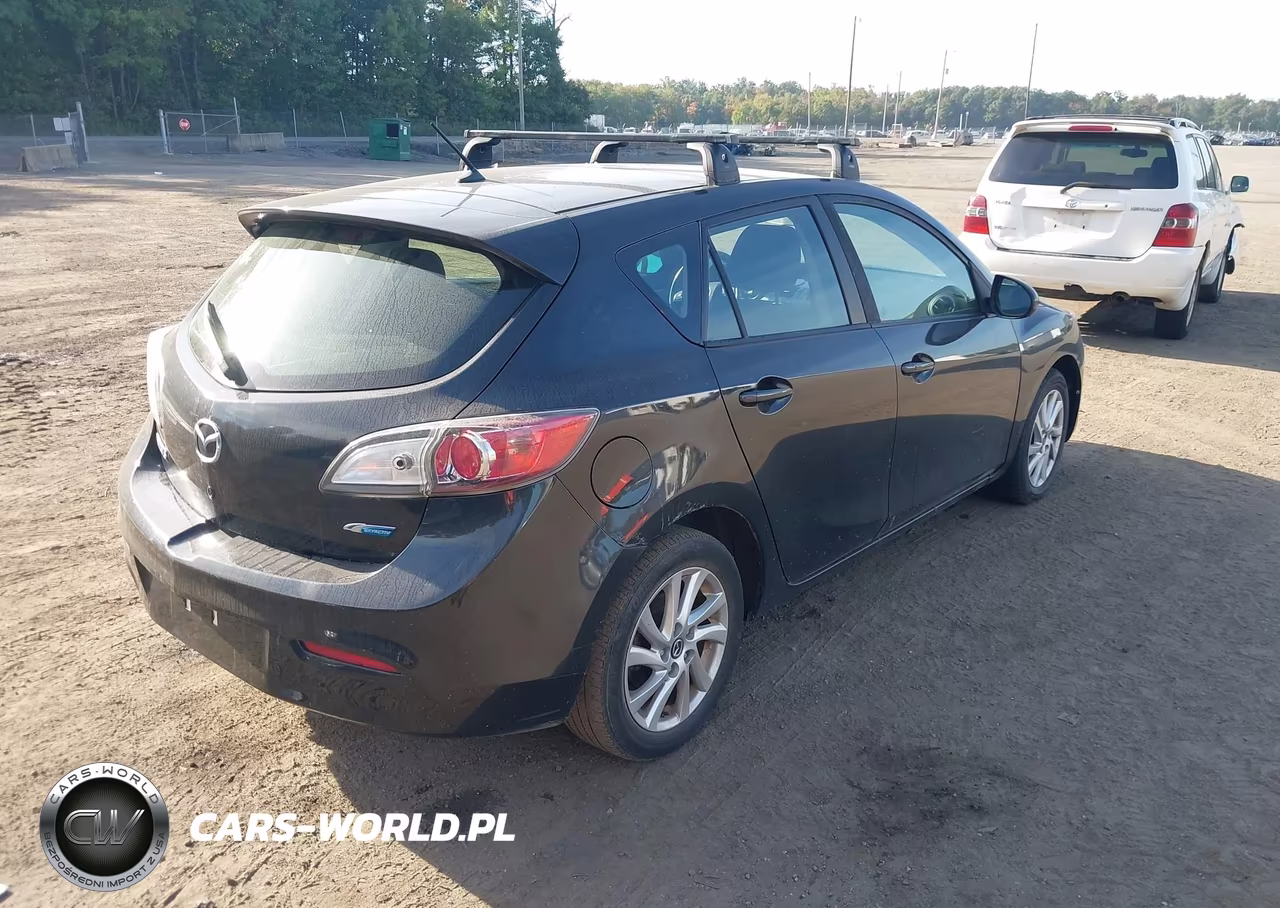 2013 Mazda Mazda3 I Touring VIN:JM1BL1L74D1775836 - 4
