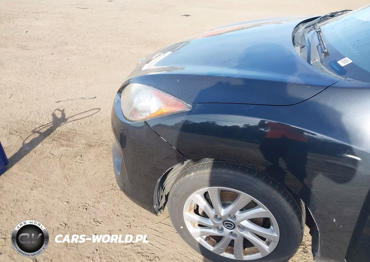 2013 Mazda Mazda3 I Touring VIN:JM1BL1L74D1775836 - 6