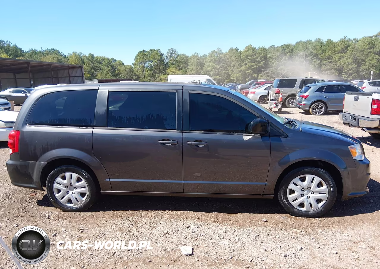 2018 Dodge Grand Caravan Se VIN:2C4RDGBG8JR253363 - 13