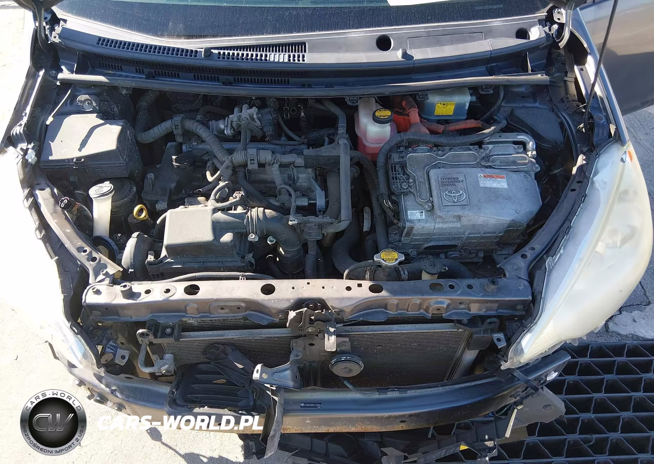 2012 Toyota Prius C One VIN:JTDKDTB30C1024416 - 10