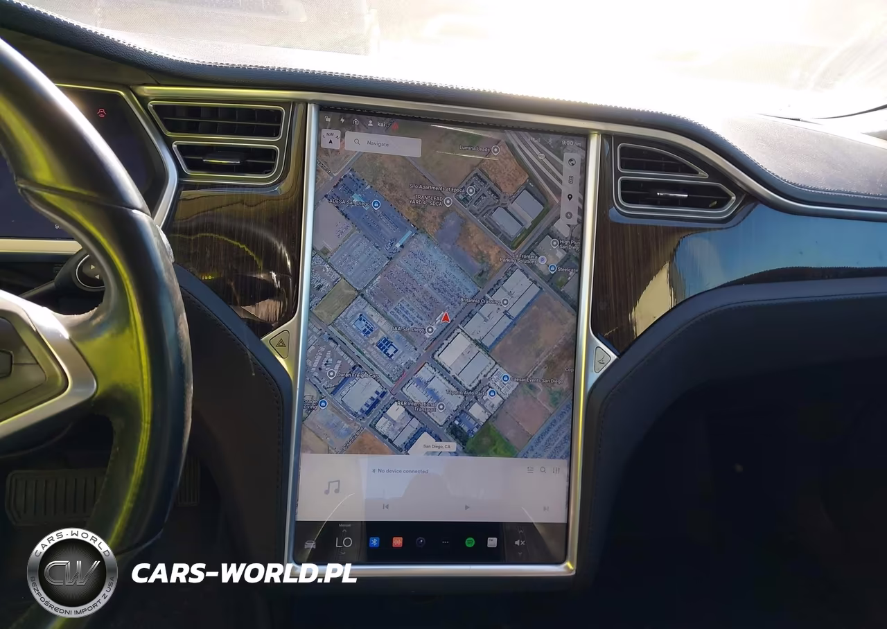 2014 Tesla Model S P85 VIN:5YJSA1H16EFP34417 - 18