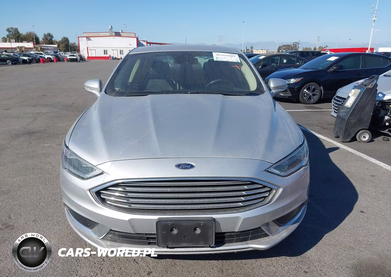 2018 Ford Fusion Hybrid Se VIN:3FA6P0LU6JR117531 - 12