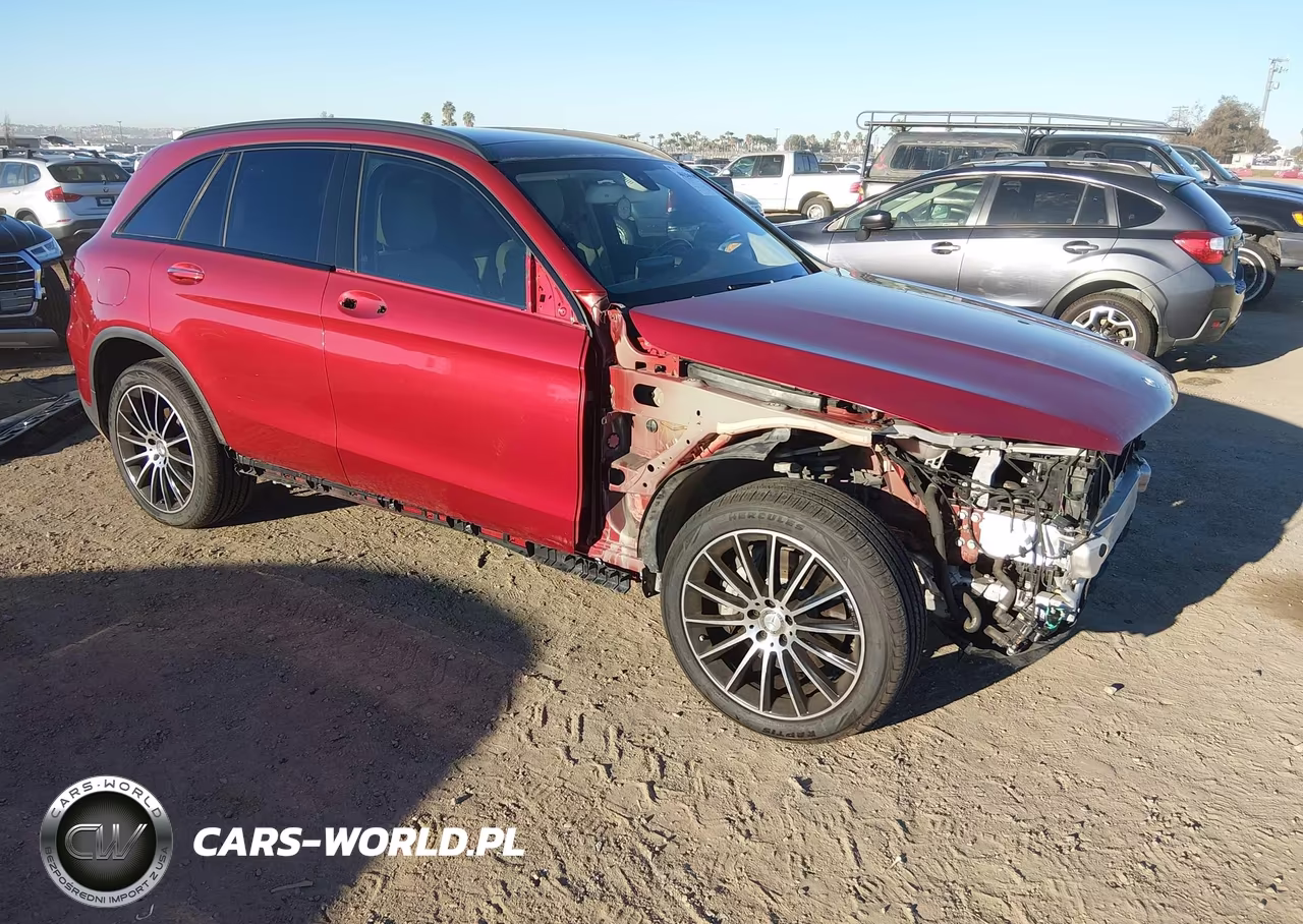2017 Mercedes-Benz Glc 300 4Matic – zdjęcie 1 z 18
