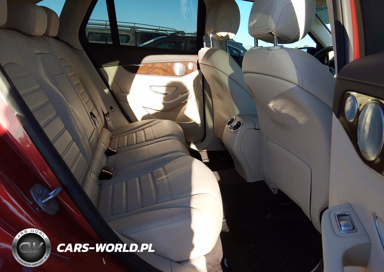 2017 Mercedes-Benz Glc 300 4Matic VIN:WDC0G4KB2HF122136 - 8