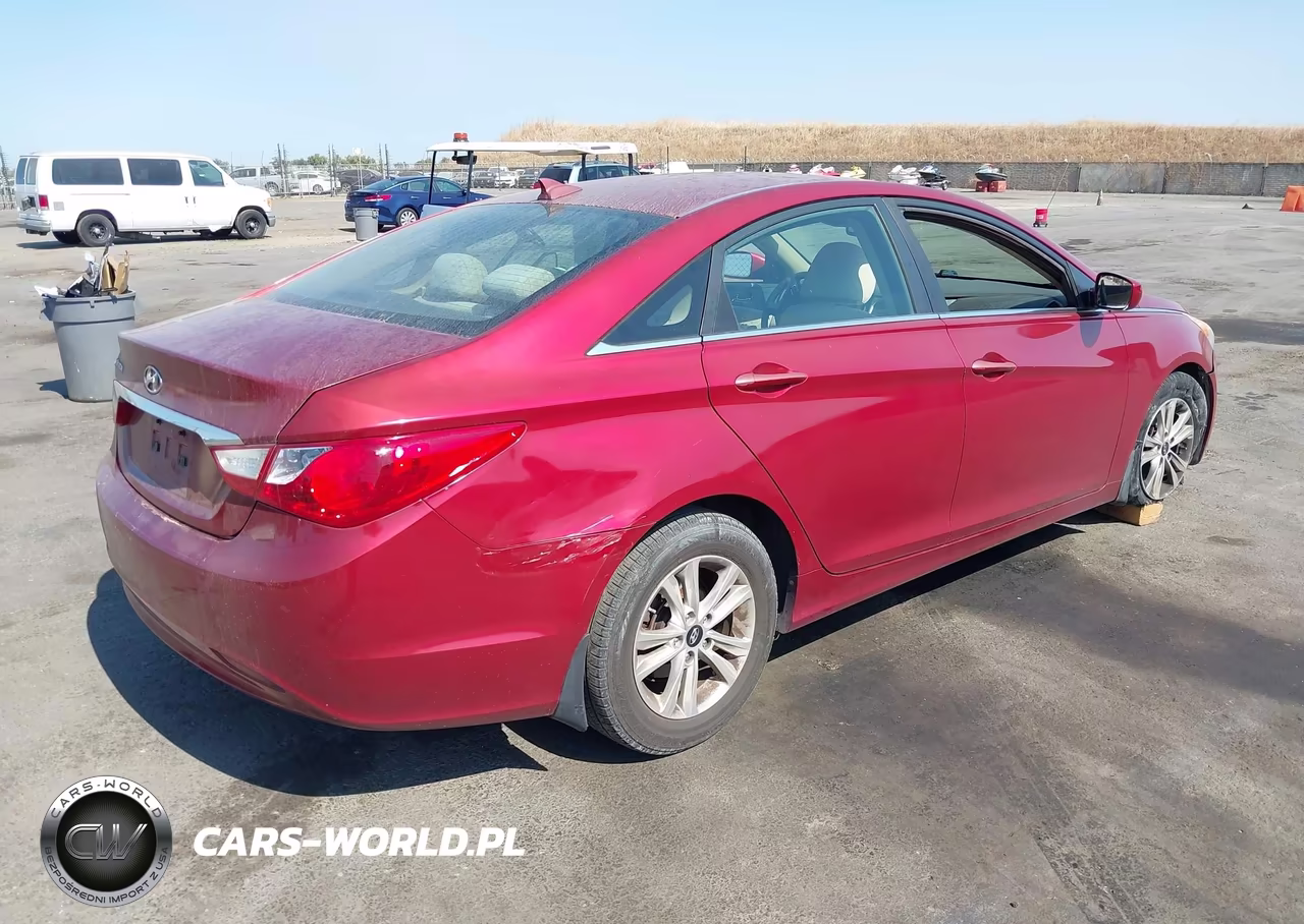2012 Hyundai Sonata Gls VIN:5NPEB4AC5CH496288 - 4