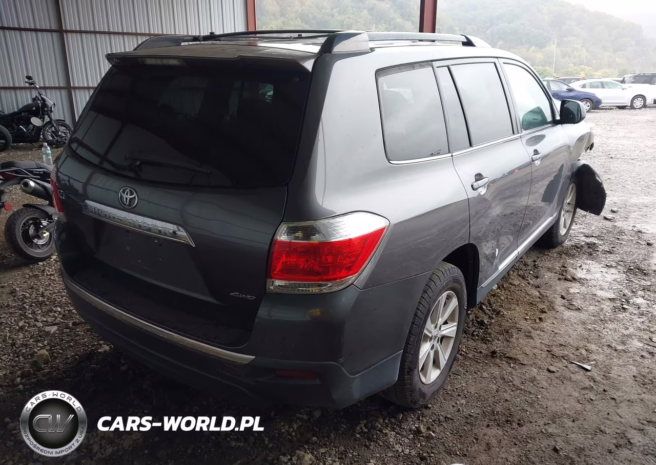 2013 Toyota Highlander Se V6 VIN:5TDBK3EH3DS248572 - 4