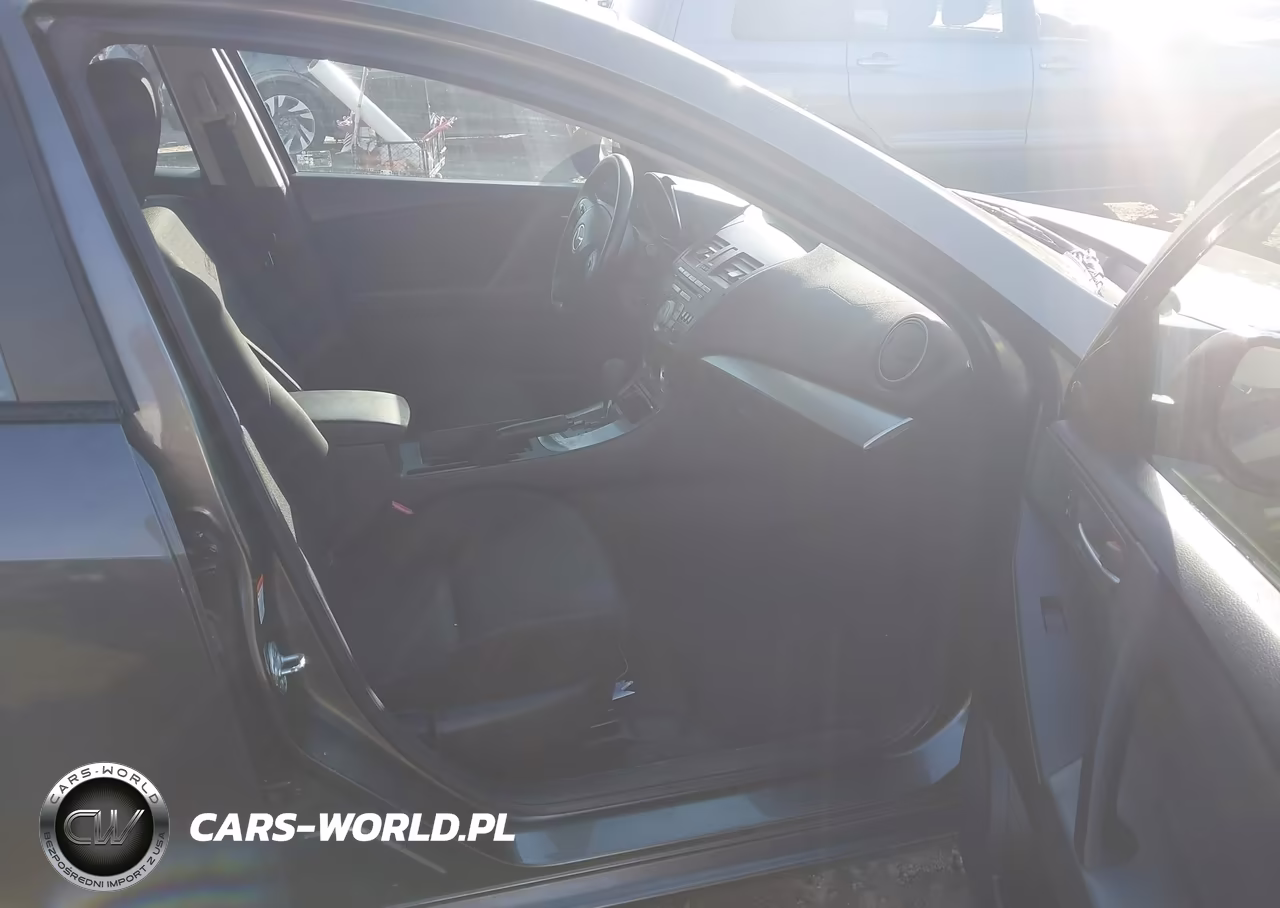 2011 Mazda Mazda3 I Touring VIN:JM1BL1VG9B1380271 - 5