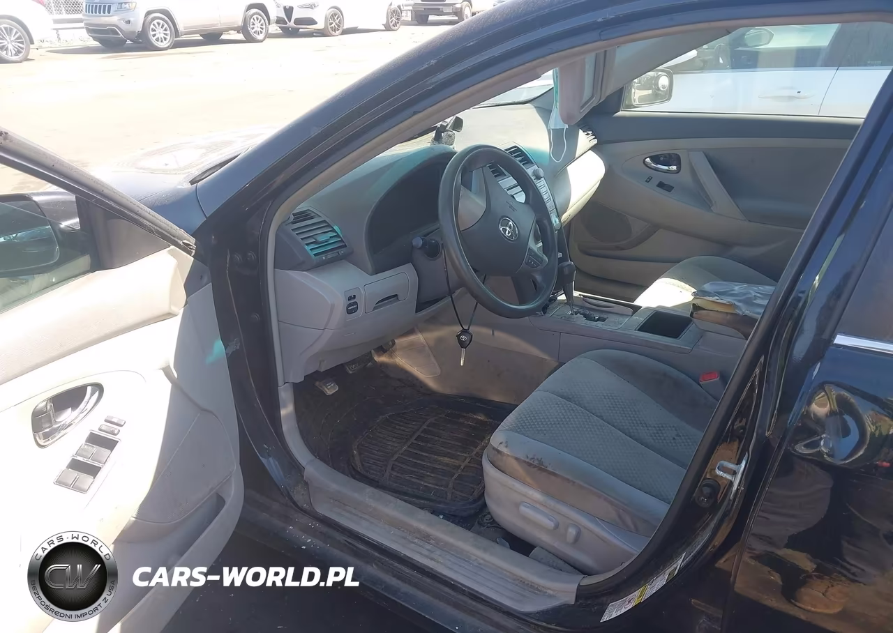 2008 Toyota Camry Le VIN:4T1BE46K58U746924 - 5