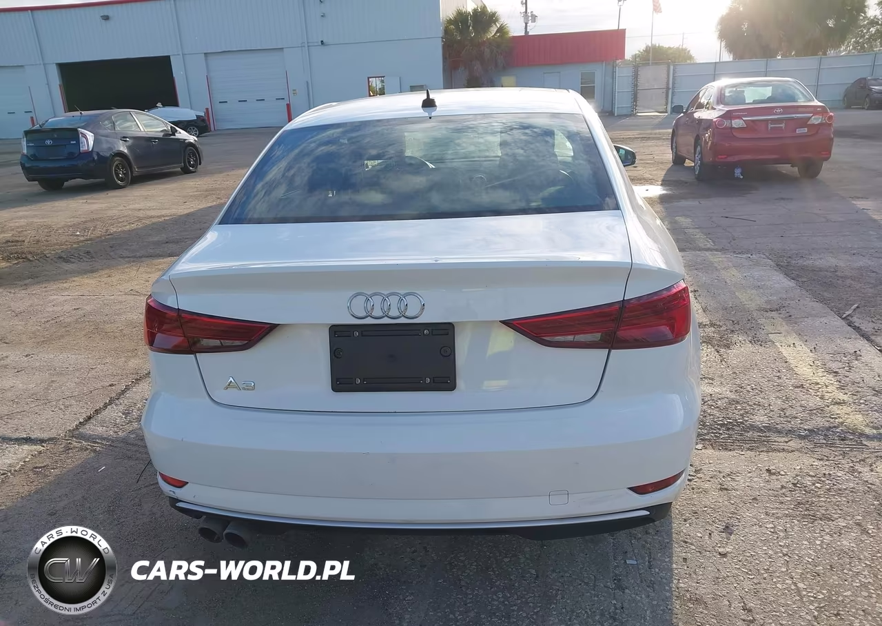 2019 Audi A3 40 Premium VIN:WAUAUGFF4K1011266 - 16