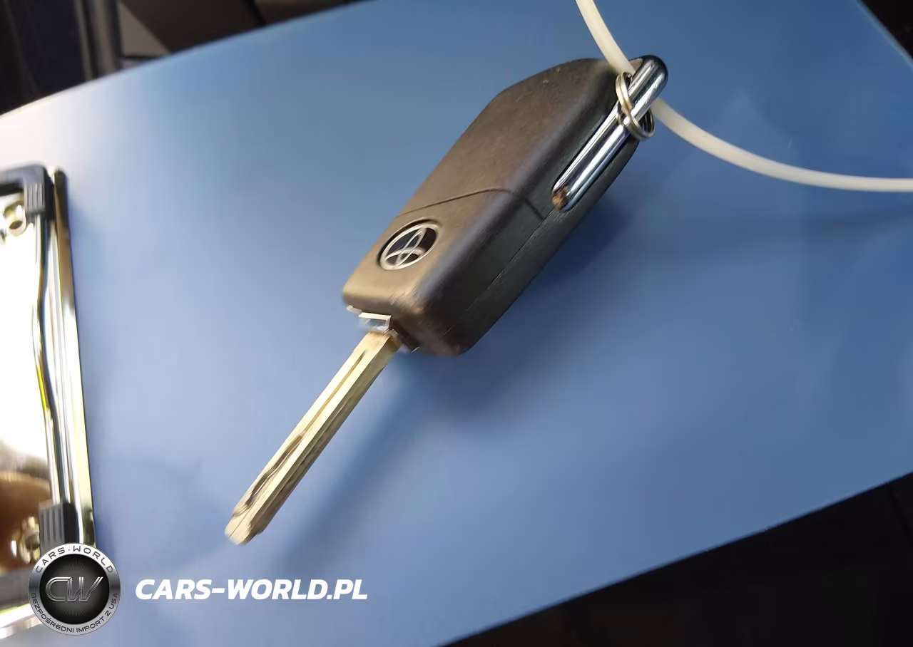 2021 Toyota Corolla Le VIN:JTDEPMAE6MJ166946 - 11