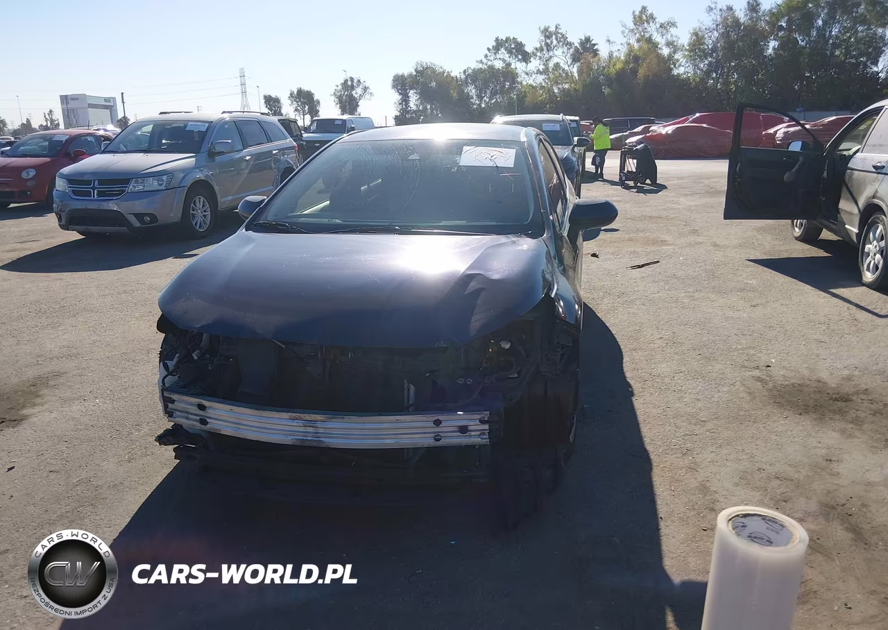 2021 Toyota Corolla Le VIN:JTDEPMAE6MJ166946 - 13