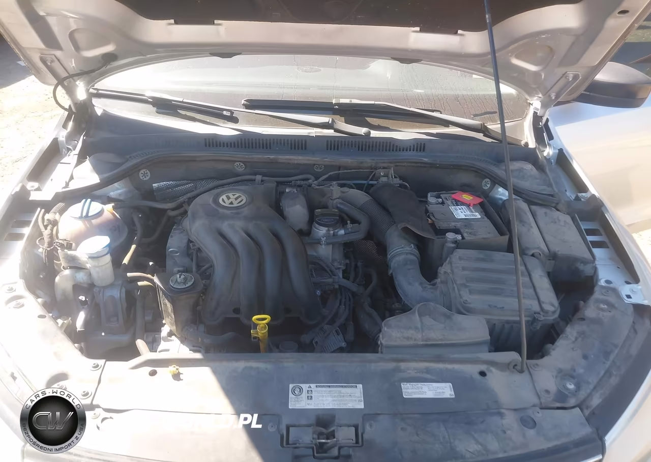 2015 Volkswagen Jetta 2.0L S VIN:3VW2K7AJ5FM291116 - 10