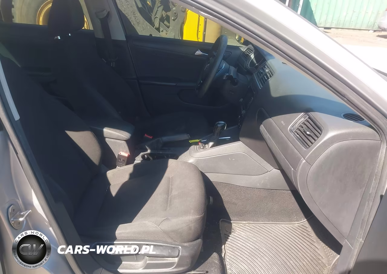 2015 Volkswagen Jetta 2.0L S VIN:3VW2K7AJ5FM291116 - 5