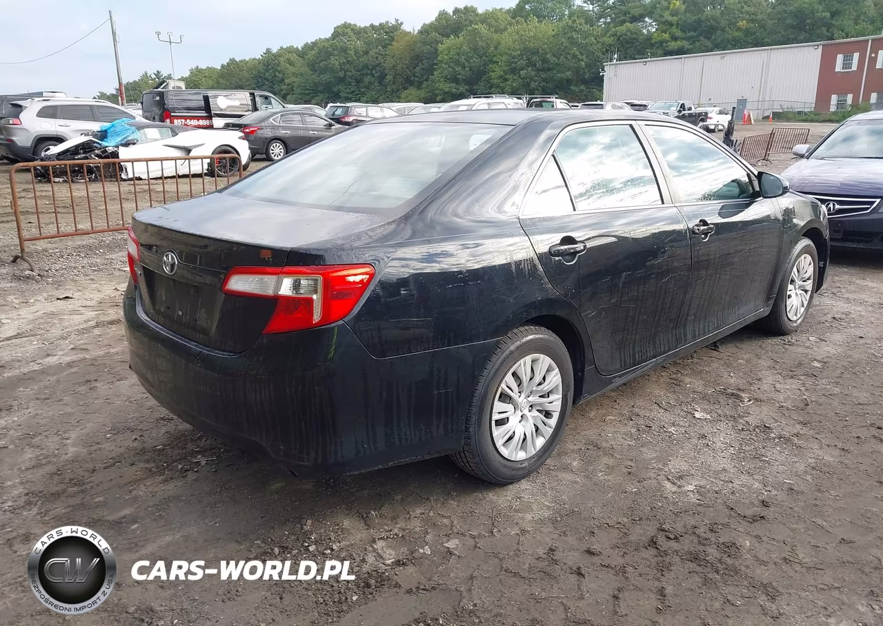 2012 Toyota Camry L VIN:4T1BF1FK4CU618985 - 4